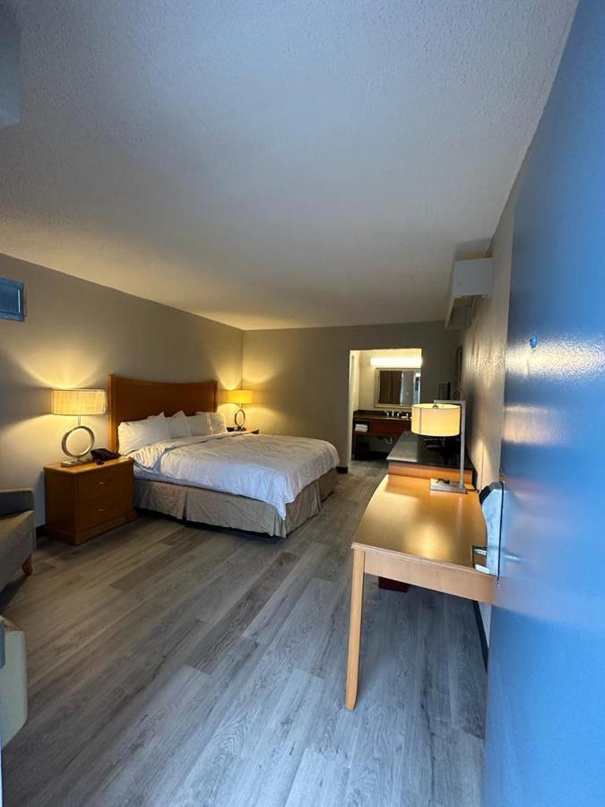 Lanett Inn Buitenkant foto