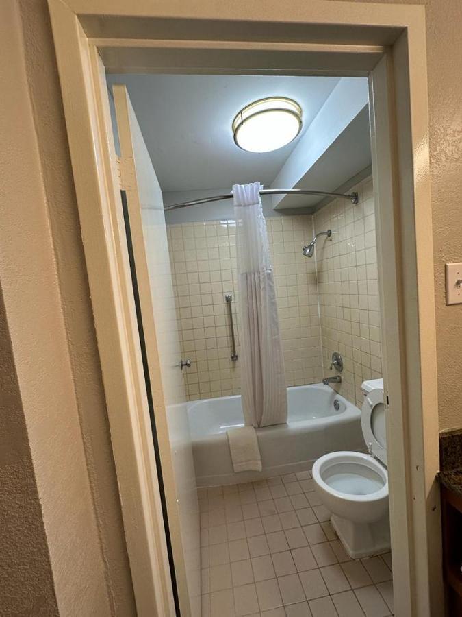 Lanett Inn Buitenkant foto